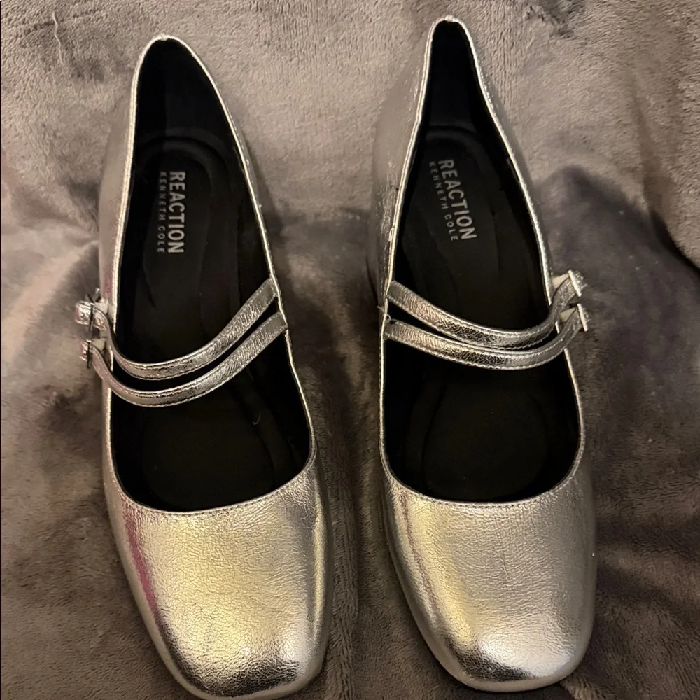 Kenneth Cole Reaction Women's Metallic Silver Heels